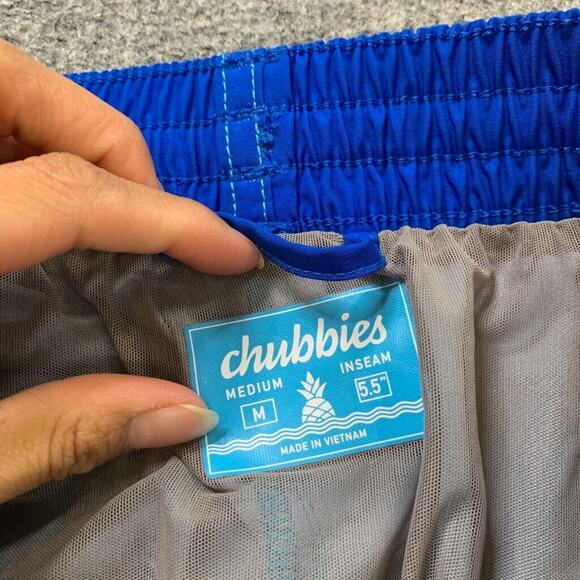 Chubbies Beach Shorts Mens M The Newport 5.5 in Inseam Brief Lined Swim Trunk - Picture 6 of 12